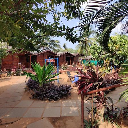 Beach Cottages - Pousada Donaciana Baga Exterior photo