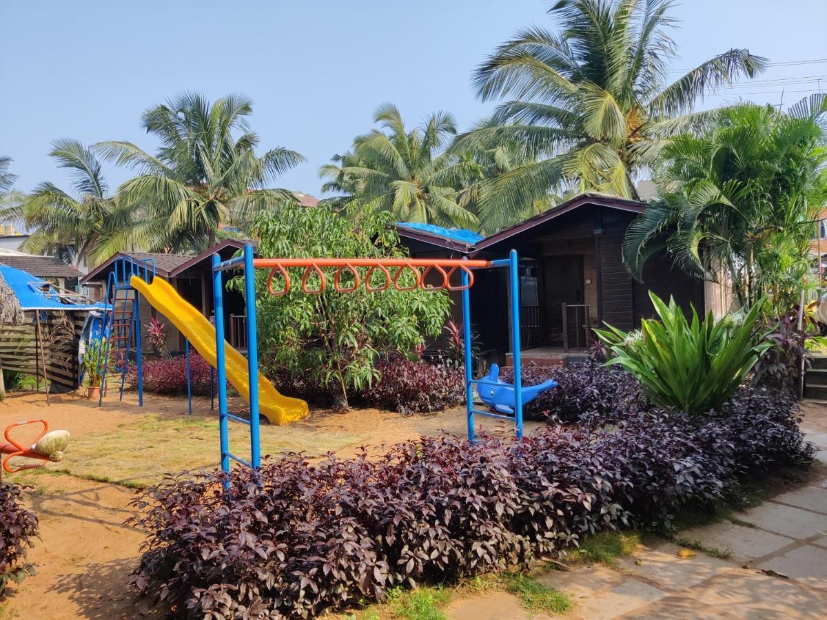Beach Cottages - Pousada Donaciana Baga Exterior photo