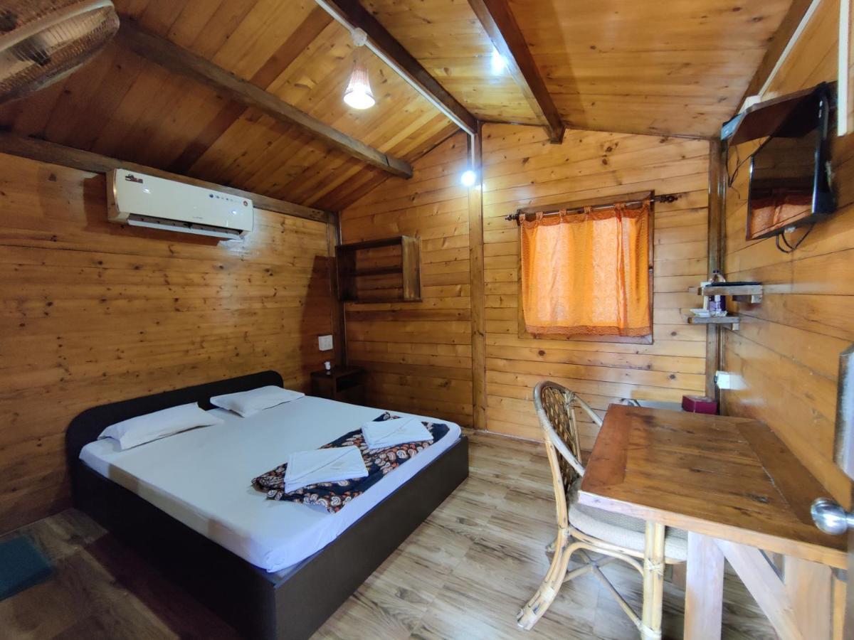 Beach Cottages - Pousada Donaciana Baga Exterior photo