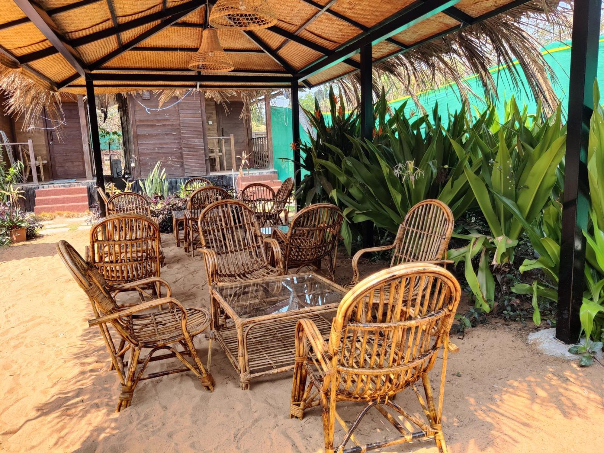 Beach Cottages - Pousada Donaciana Baga Exterior photo